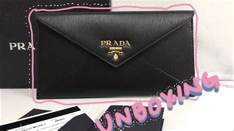 Prada Wallet Unboxing 